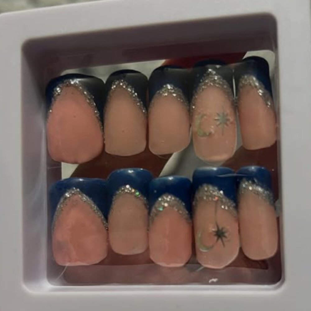 Press-on nails